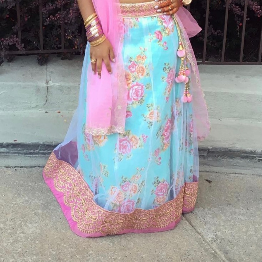 Skrit/lehenga